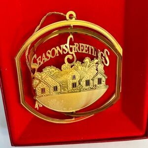 Vintage Camerlane 24K Gold Finish “Seasons Greetings” Holiday Ornament